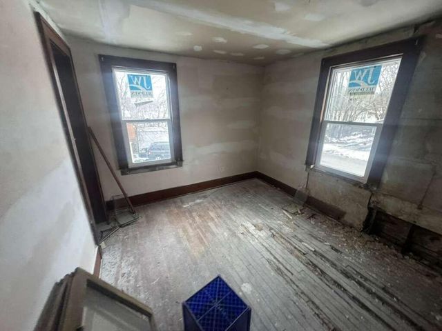 1320 6th Street, Muskegon, MI 49441