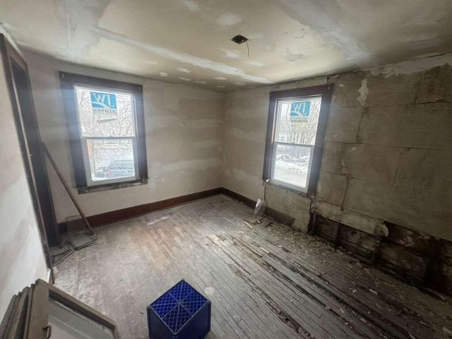 1320 6th Street, Muskegon, MI 49441