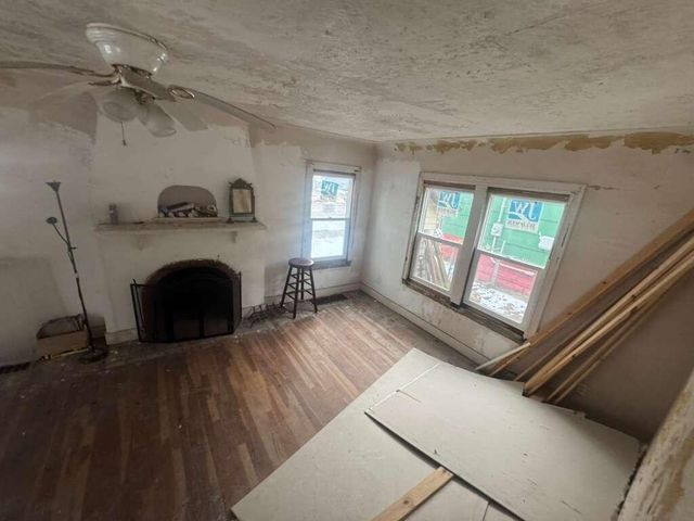 1320 6th Street, Muskegon, MI 49441