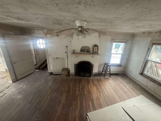 1320 6th Street, Muskegon, MI 49441