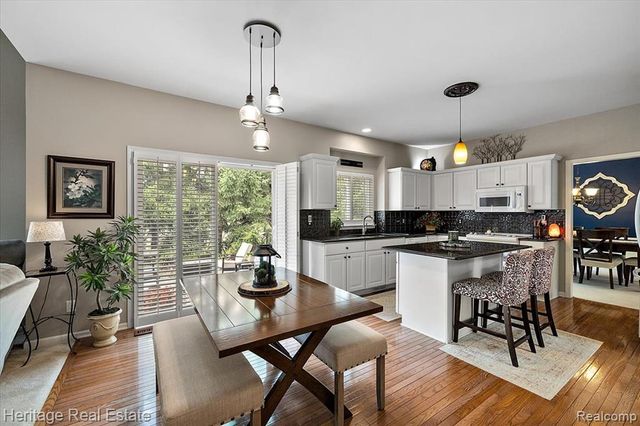 2841 Yosemite Drive, Lake Orion, MI 48360