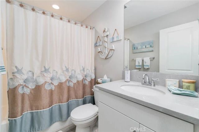 837 Iris Way C, Azusa, CA 91702