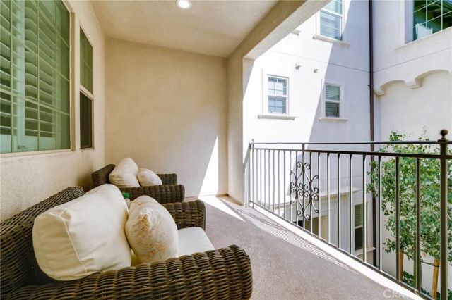 837 Iris Way C, Azusa, CA 91702