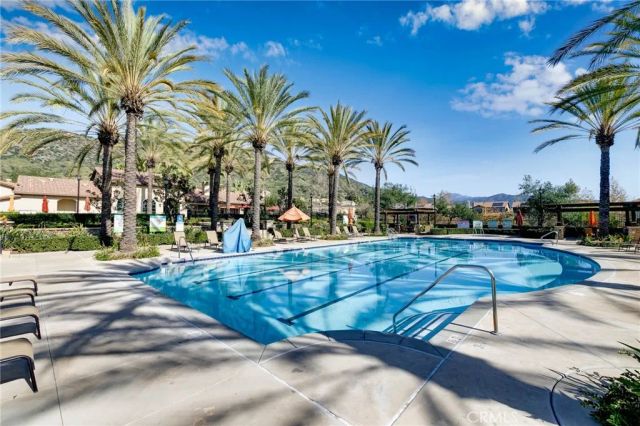 837 Iris Way C, Azusa, CA 91702