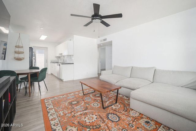 4401 N 21st Street, Phoenix, AZ 85016