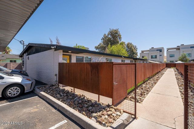 4401 N 21st Street, Phoenix, AZ 85016