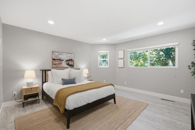 982 Wright Avenue 3, Mountain View, CA 94043