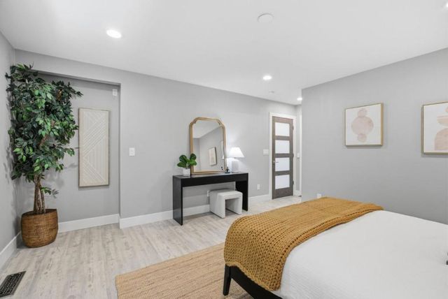 982 Wright Avenue 3, Mountain View, CA 94043