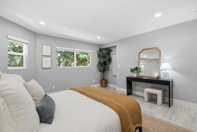982 Wright Avenue 3, Mountain View, CA 94043
