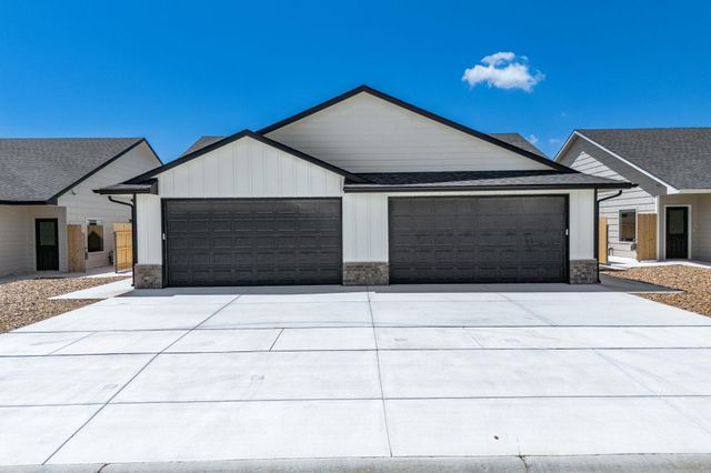 501 E Harper St, Valley Center, KS 67147
