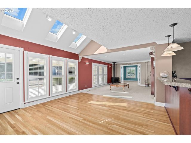 17945 Sw HILLSBORO Hwy, Hillsboro, OR 97123