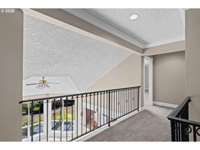 17945 Sw HILLSBORO Hwy, Hillsboro, OR 97123