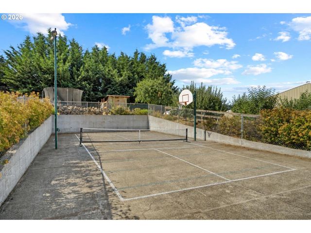 17945 Sw HILLSBORO Hwy, Hillsboro, OR 97123