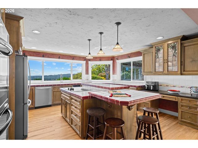 17945 Sw HILLSBORO Hwy, Hillsboro, OR 97123