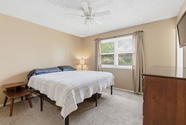 5708 Denise St, Bel Aire, KS 67220