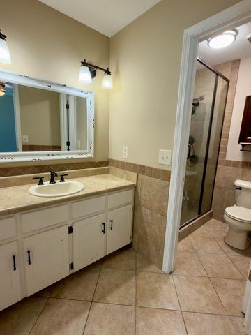 105 Periwinkle Ct, Dothan, AL 36301