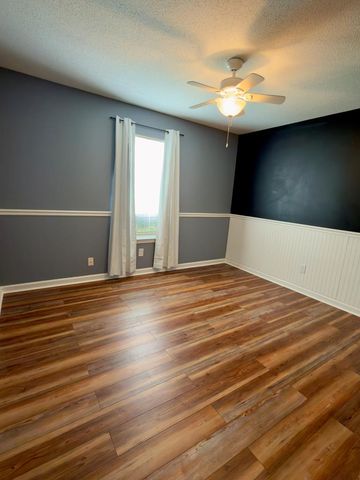 105 Periwinkle Ct, Dothan, AL 36301