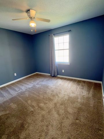 105 Periwinkle Ct, Dothan, AL 36301