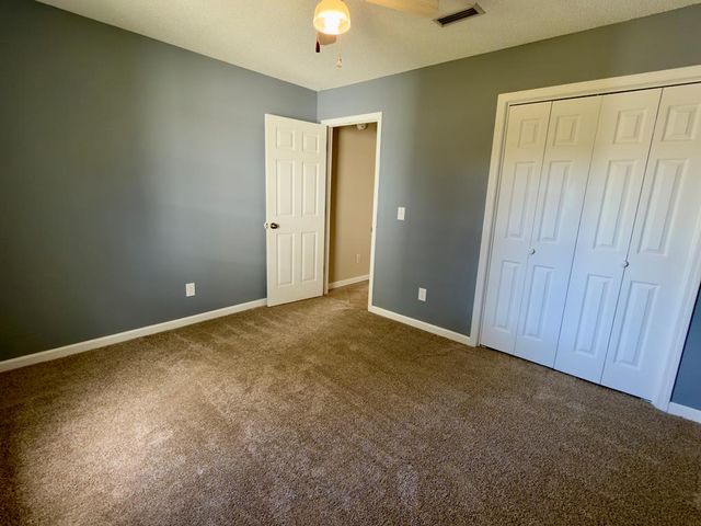 105 Periwinkle Ct, Dothan, AL 36301