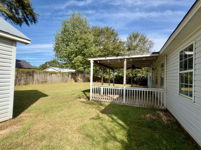 105 Periwinkle Ct, Dothan, AL 36301