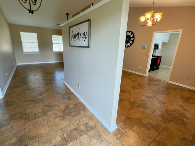 105 Periwinkle Ct, Dothan, AL 36301