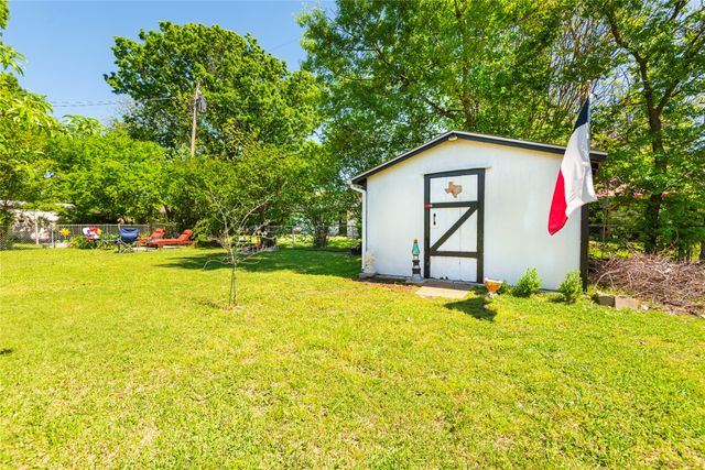 925 S Andrews Avenue, Sherman, TX 75090