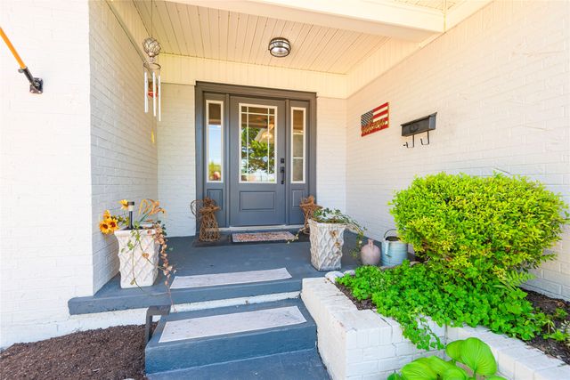 925 S Andrews Avenue, Sherman, TX 75090
