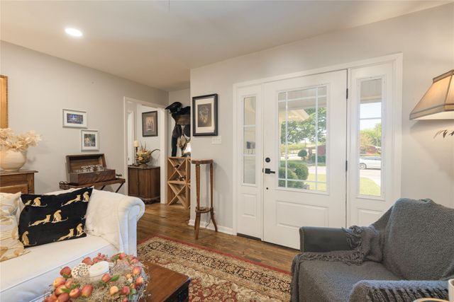 925 S Andrews Avenue, Sherman, TX 75090