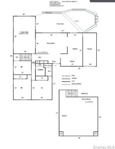 33 Long Bow Lane, Commack, NY 11725