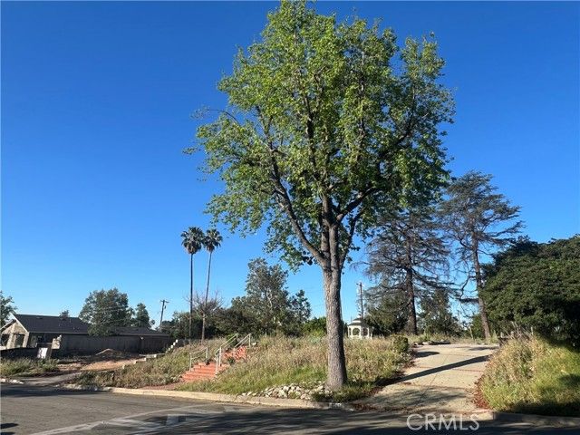 2261 Sinaloa, Altadena, CA 91001