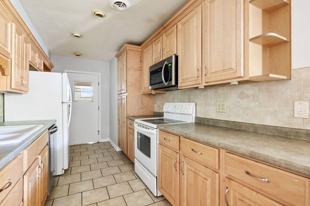 32 Meander Row 8, Charleston, SC 29412