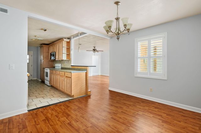 32 Meander Row 8, Charleston, SC 29412