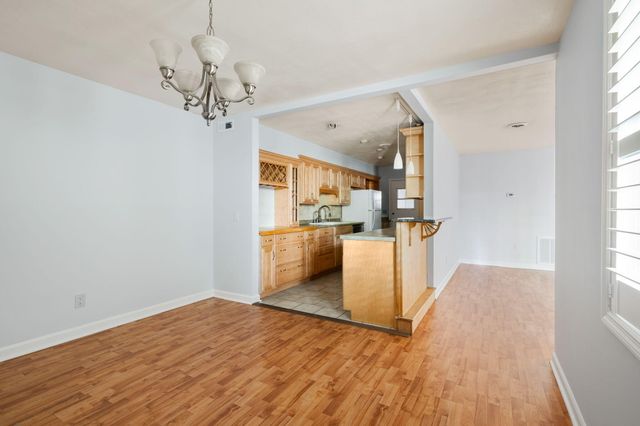32 Meander Row 8, Charleston, SC 29412