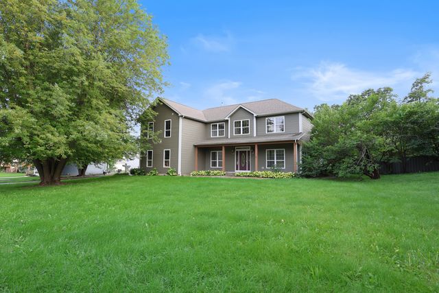 235 E Grand Avenue, Fox Lake, IL 60020