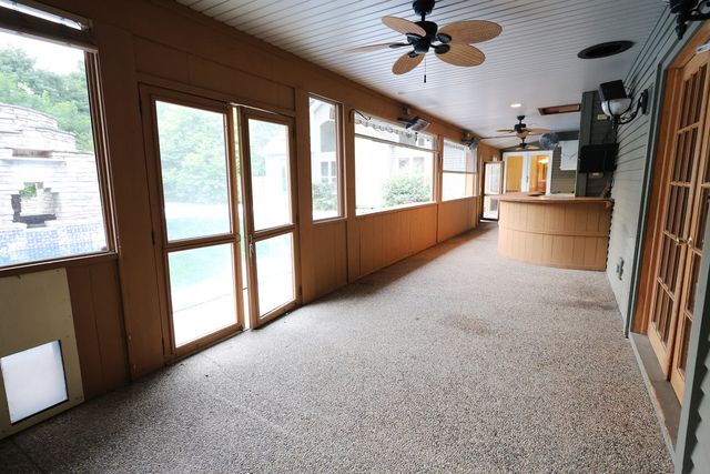 235 E Grand Avenue, Fox Lake, IL 60020