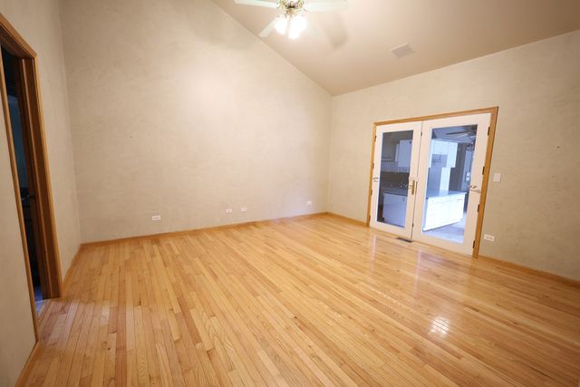 235 E Grand Avenue, Fox Lake, IL 60020