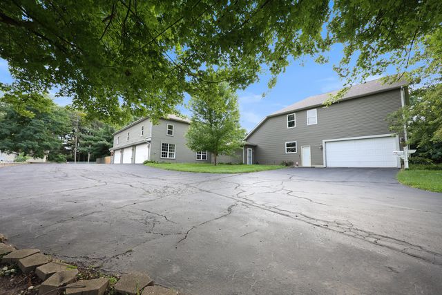 235 E Grand Avenue, Fox Lake, IL 60020