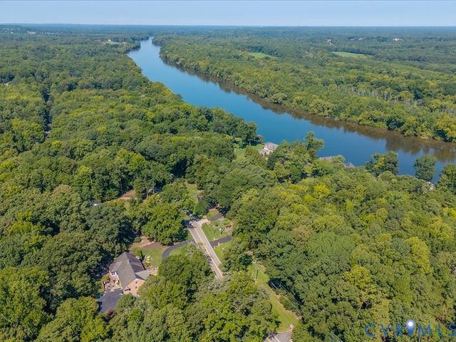 4401 Uppingham Rd, Richmond, VA 23235