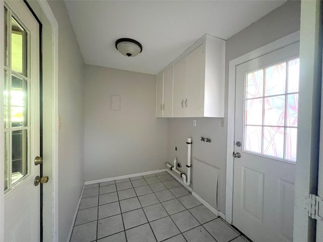 1106 Chapel Lane, El Campo, TX 77437