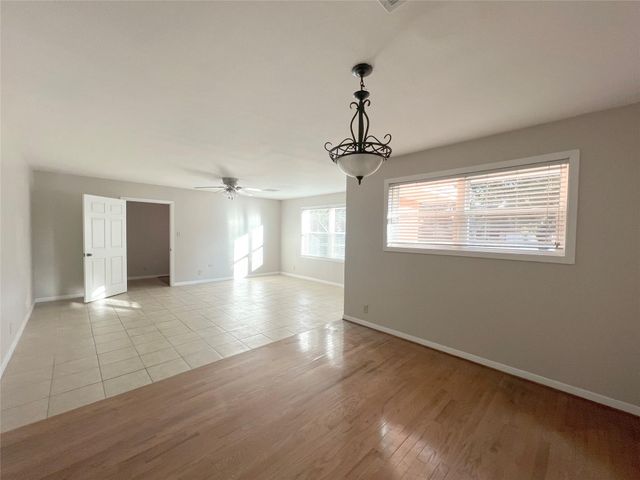 1106 Chapel Lane, El Campo, TX 77437