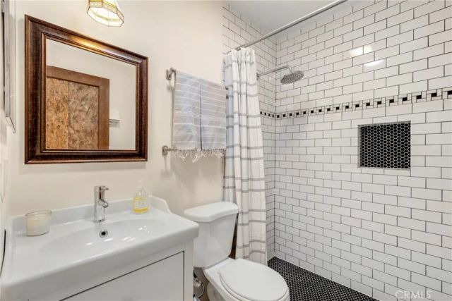 2923 Jeffries, Los Angeles, CA 90065