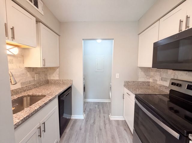 407 Summit Ridge Pl, Nashville, TN 37215