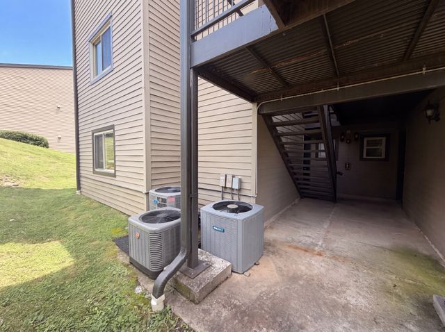 407 Summit Ridge Pl, Nashville, TN 37215
