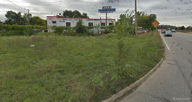25621 DEQUINDRE Road, Madison Heights, MI 48071