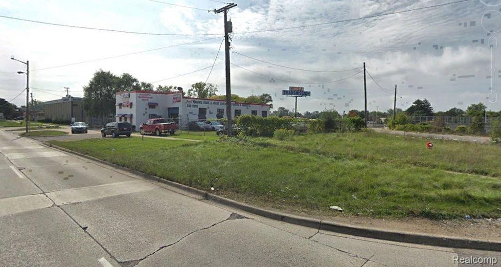 25621 DEQUINDRE Road, Madison Heights, MI 48071