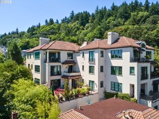 3328 Sw BARBUR Blvd 5, Portland, OR 97239