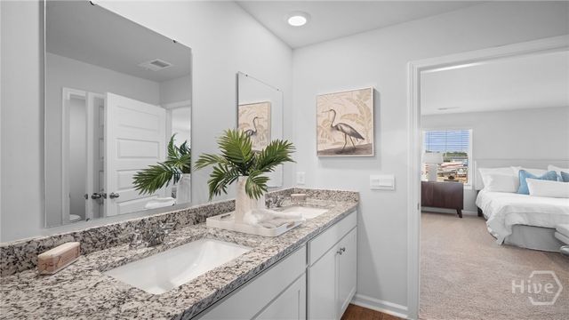 111 Siskin Road, Bloomingdale, GA 31302