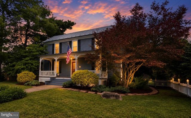 132 CHARLES ST, Strasburg, VA 22657