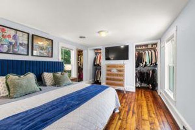 132 CHARLES ST, Strasburg, VA 22657