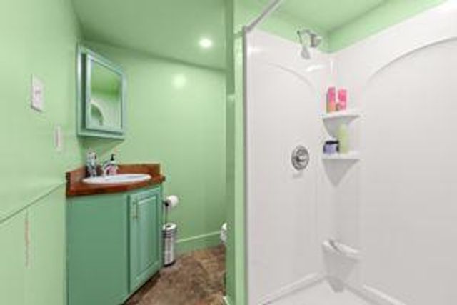 132 CHARLES ST, Strasburg, VA 22657